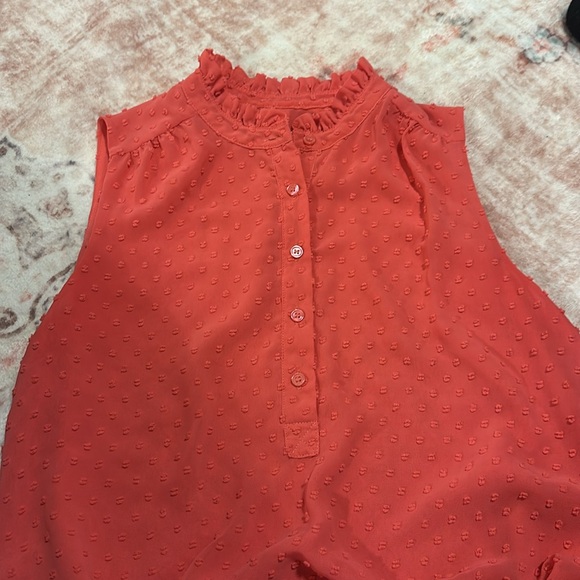 J. Crew size 6, coral Sleeveless Textured Blouse - Picture 2 of 3
